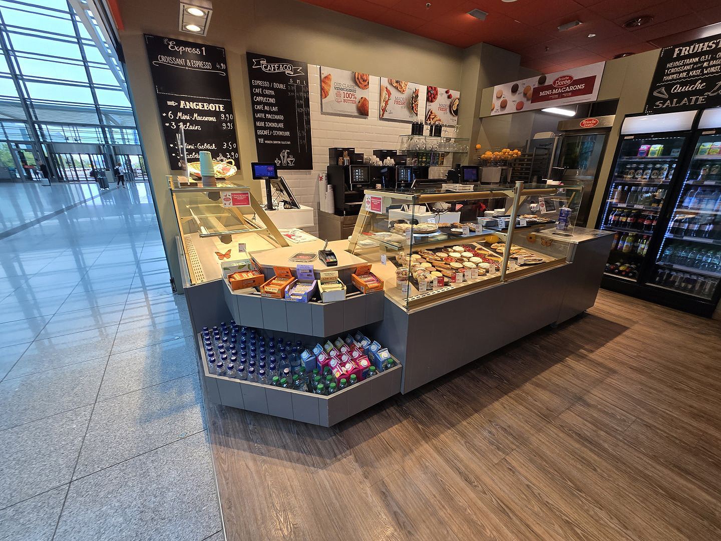 Industrieversteigerung Bäckerei am Flughafen München – Öfen, Kühltechnik, Spültechnik & Gastro-Mobiliar
